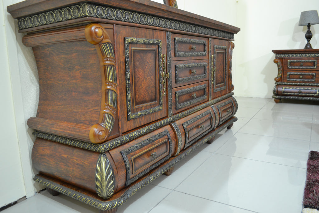 Bedroom, Walnut Brown, Antique - Dresser 